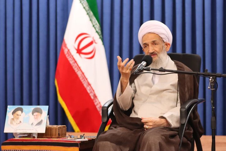 تاکید نماینده ولی فقیه در مازندران بر وحدت و پرهیز از تنش‌ها