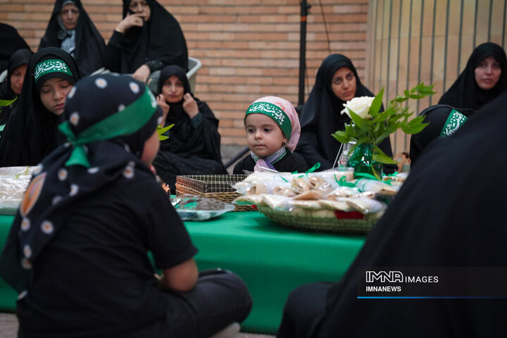 ویژه برنامه «گیسوان خاکی»