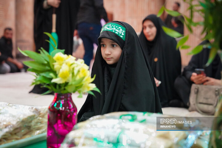 ویژه برنامه «گیسوان خاکی»