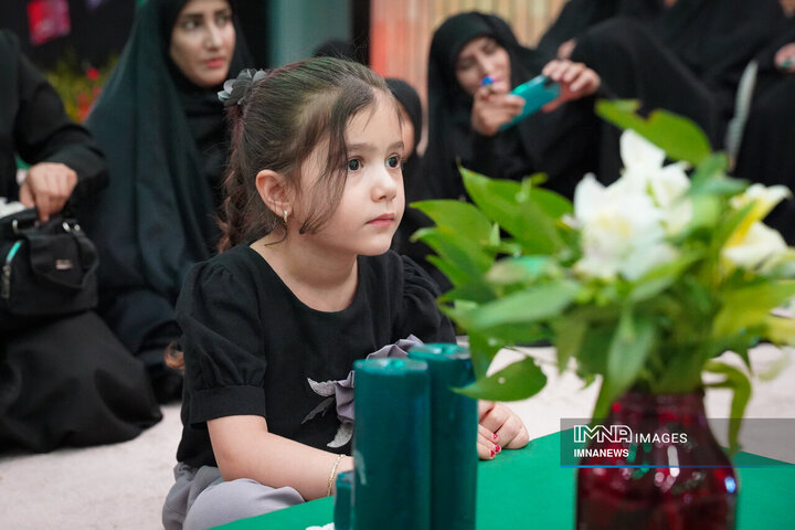 ویژه برنامه «گیسوان خاکی»