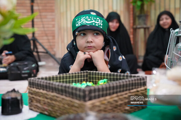 ویژه برنامه «گیسوان خاکی»