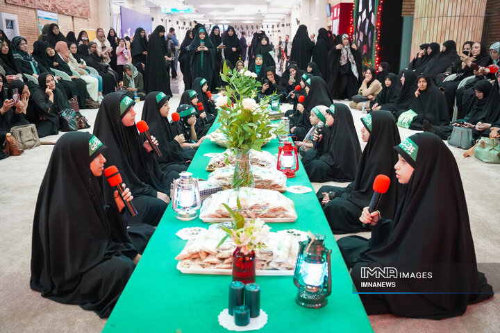 ویژه برنامه «گیسوان خاکی»