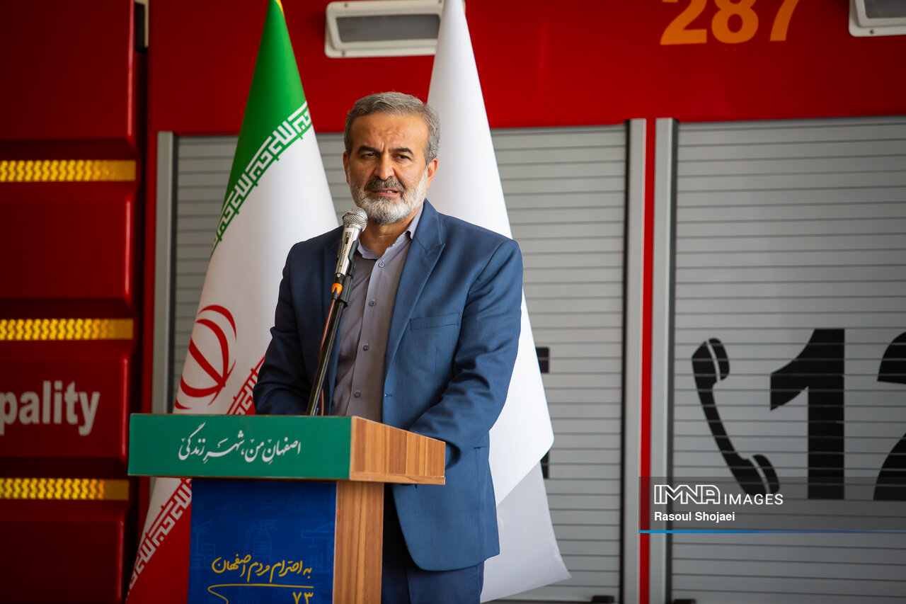 از آبان تا تیر؛ رژه افتخار ۱۴ پروژه نوبرانه در منطقه ۷ اصفهان