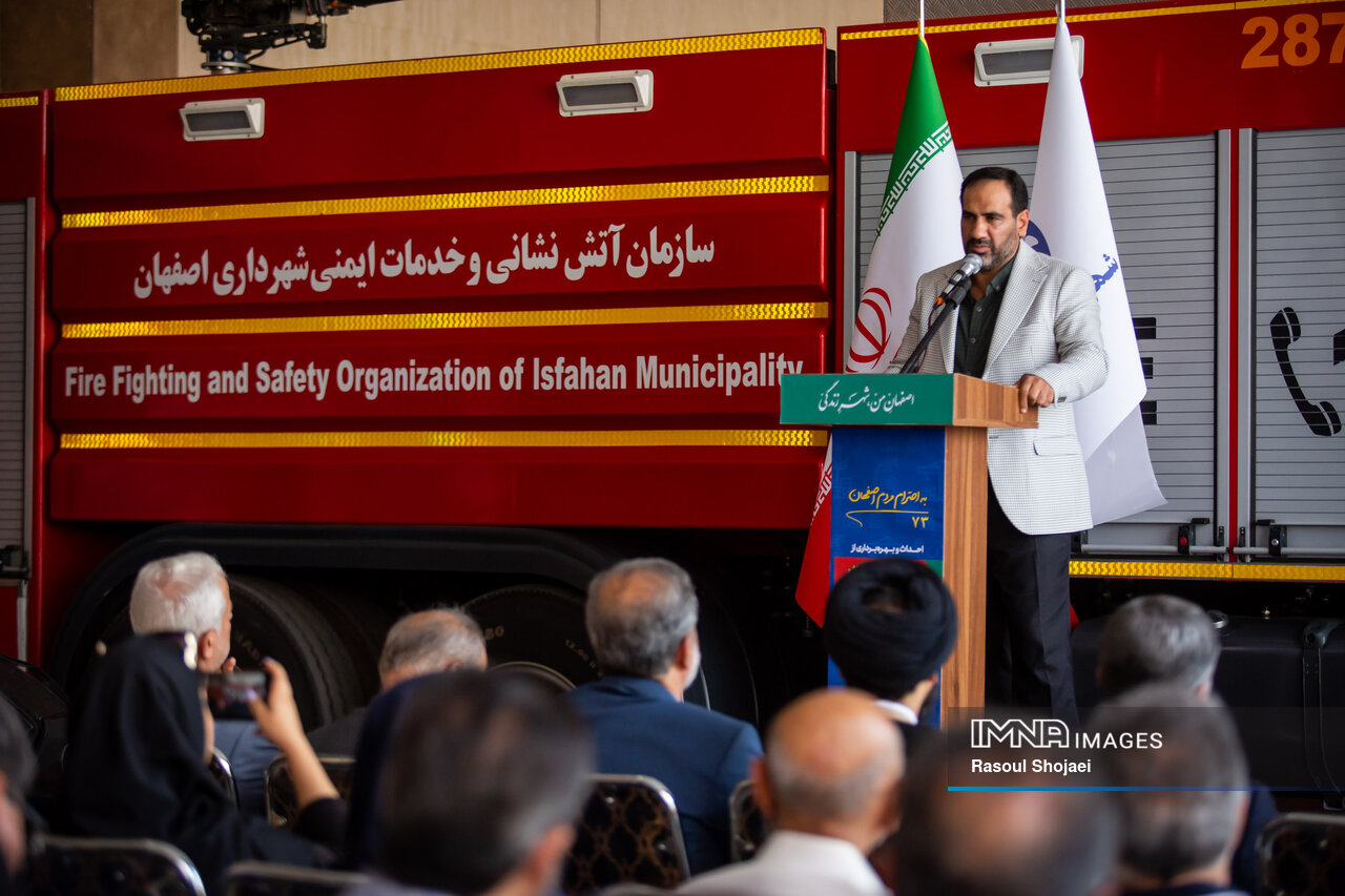 از آبان تا تیر؛ رژه افتخار ۱۴ پروژه نوبرانه در منطقه ۷ اصفهان