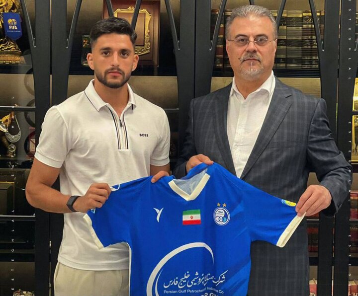 گودرزی به استقلال پیوست