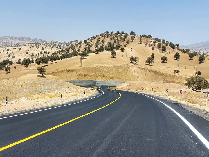 ۳۸ پروژه راه‌سازی به طول ۱۹۰ کیلومتر در استان ایلام فعال است