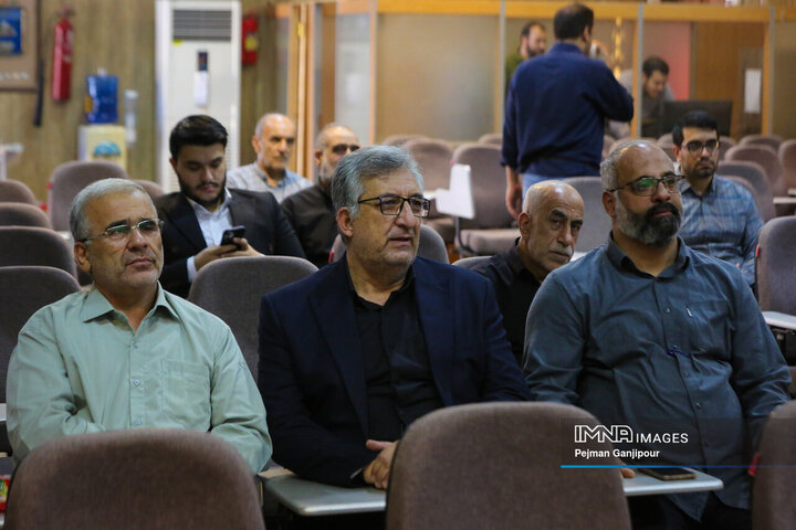 مراسم گرامیداشت و یادبود «احمد توکلی» در اصفهان