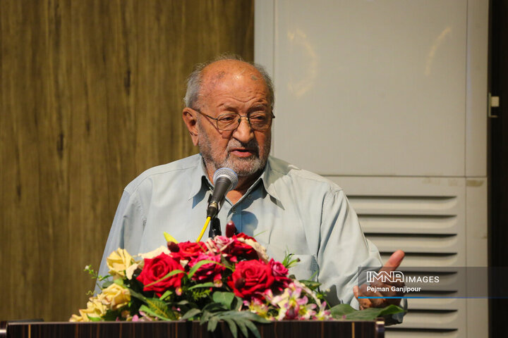 مراسم گرامیداشت و یادبود «احمد توکلی» در اصفهان