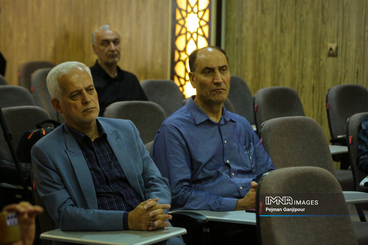 مراسم گرامیداشت و یادبود «احمد توکلی» در اصفهان