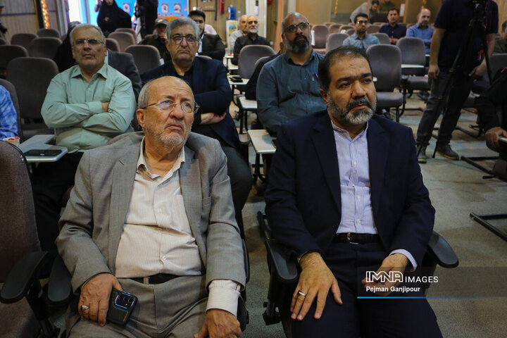 مراسم گرامیداشت و یادبود «احمد توکلی» در اصفهان