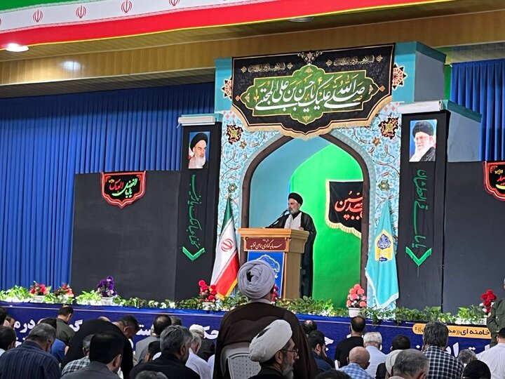 مسئولان استانی به رسیدگی به مشکلات مردم اهتمام بورزند