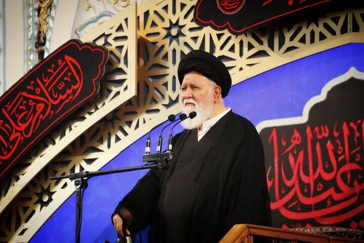 ایمان مردم سلطه آمریکا را باطل کرد