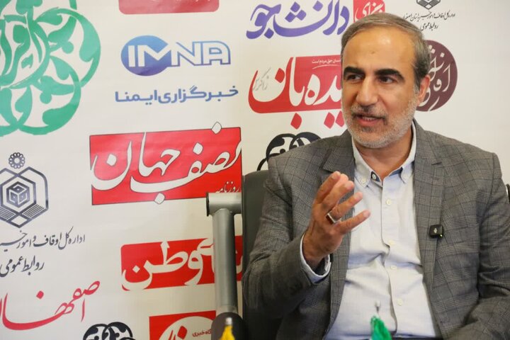 آموزش، پایه انس با قرآن و کلید رفع مهجوریت آن است