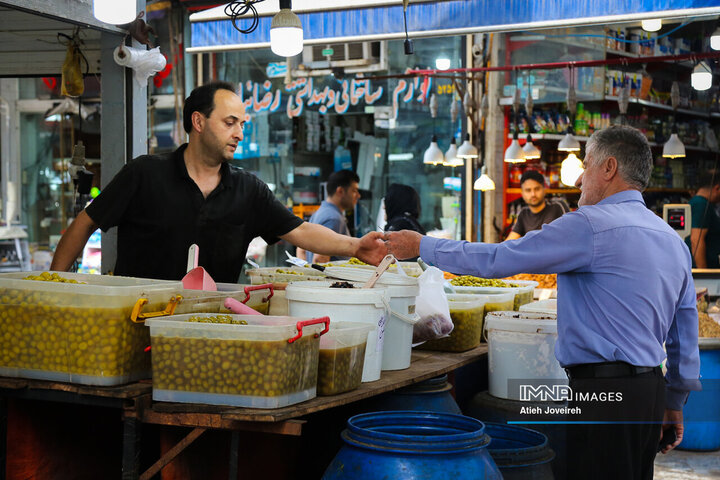 بازار ماهی فروشان لنگرود