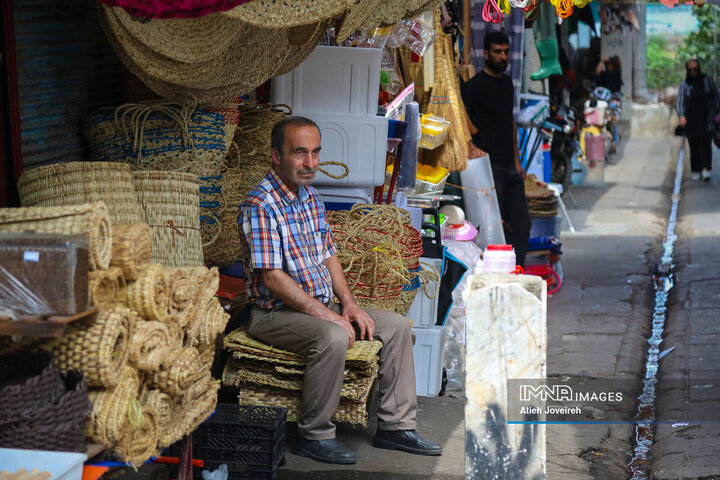 بازار ماهی فروشان لنگرود