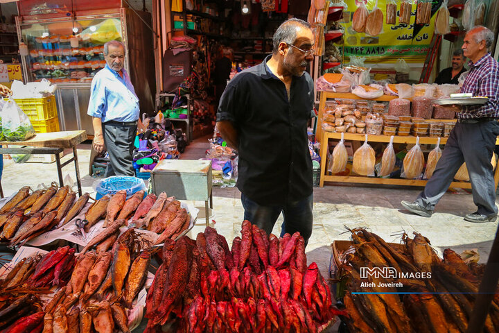 بازار ماهی فروشان لنگرود