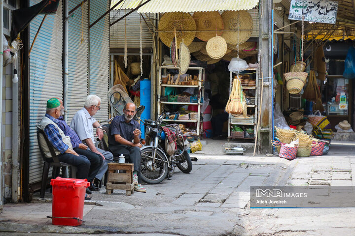 بازار ماهی فروشان لنگرود