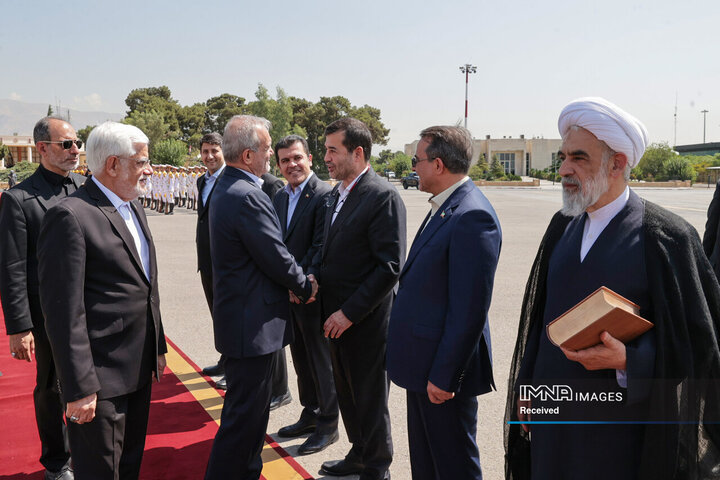 عزیمت به لاهور