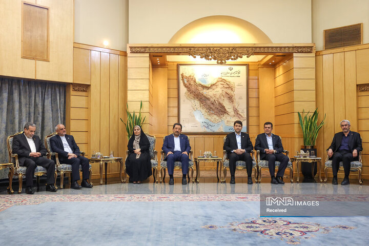 عزیمت به لاهور