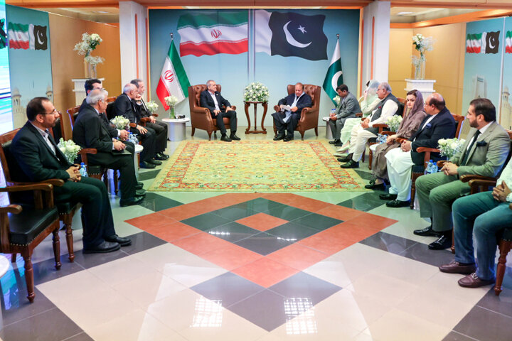 اهمیت سفر پزشکیان به اسلامآباد از نگاه وزیر پاکستانی اهمیت سفر پزشکیان به اسلامآباد از نگاه وزیر پاکستانی