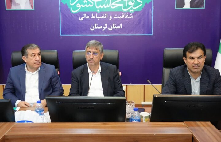 سلامت اداری و برنامه‌محوری شرط جهش توسعه استان لرستان است