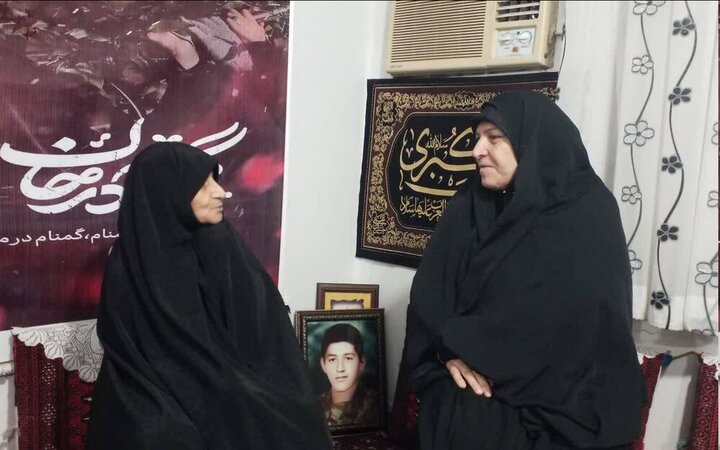 دیدار معاون بنیاد شهید با خانواده شهیدان ادیبی و شوری‌زاده