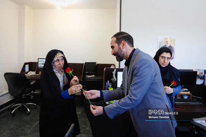 حضور مدیر منطقه 9 شهرداری اصفهان در خبرگزاری ایمنا