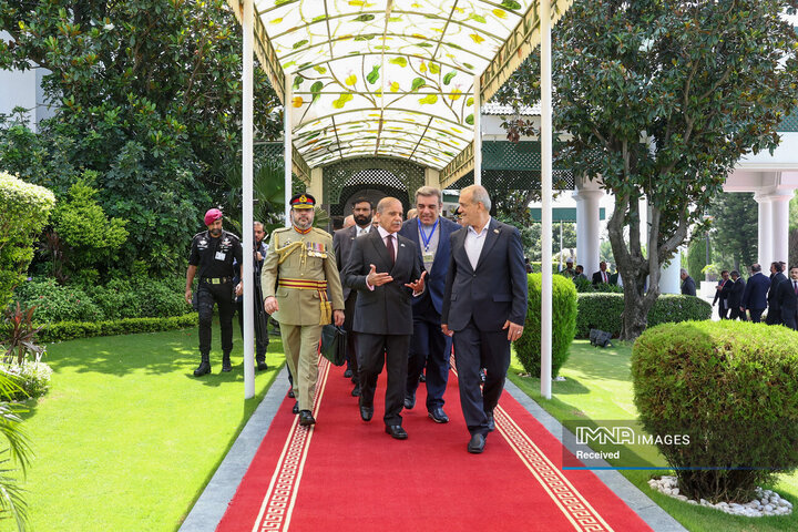 استقبال رسمی نخست وزیر پاکستان از دکتر پزشکیان