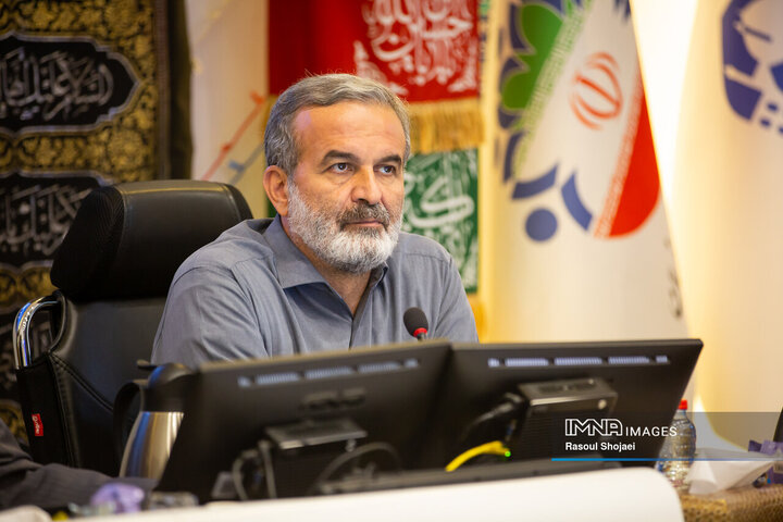 خدمت‌رسانی ۲۴ ساعته شهرداری اصفهان به زائران حسینی در کربلا  