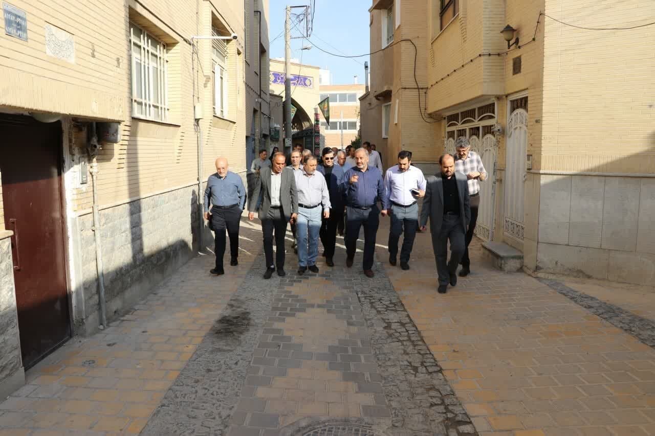 بازدید مسئولان شهری از محور گردشگری باباقاسم با رویکرد بازآفرینی نوآورانه و فناورانه