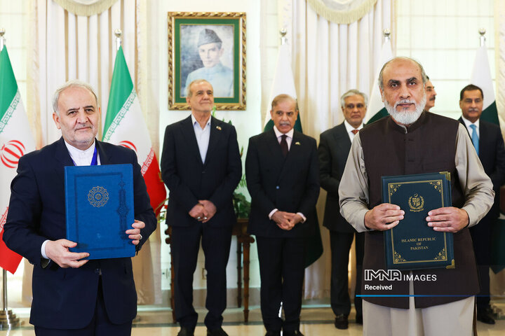 نشست مشترک هیئت‌های عالی‌رتبه ایران و پاکستان