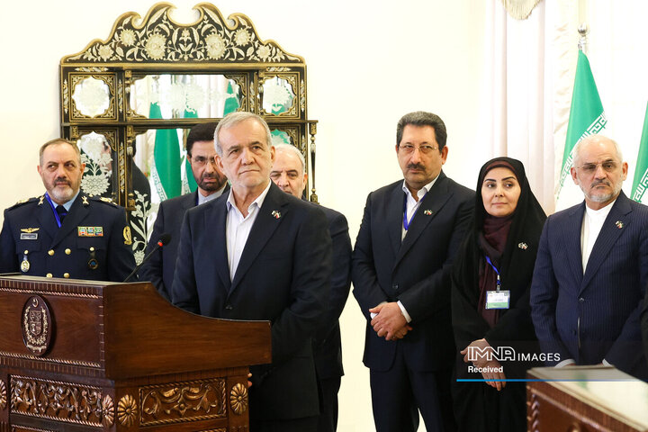 نشست مشترک هیئت‌های عالی‌رتبه ایران و پاکستان