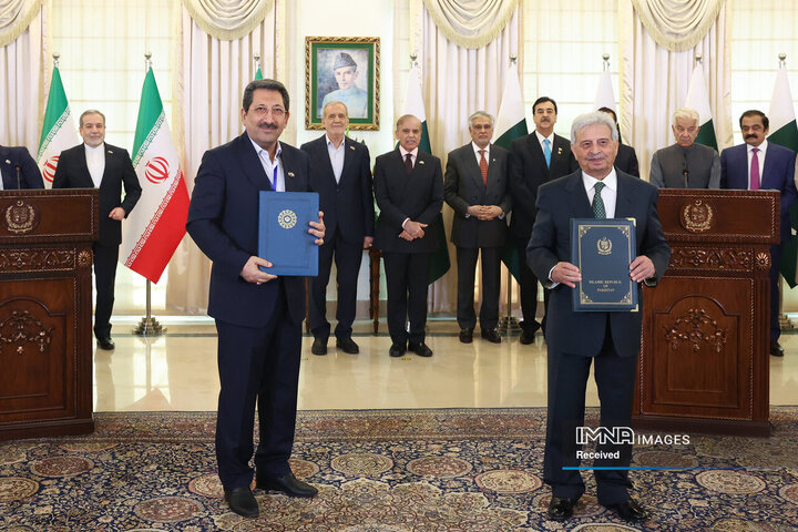 نشست مشترک هیئت‌های عالی‌رتبه ایران و پاکستان