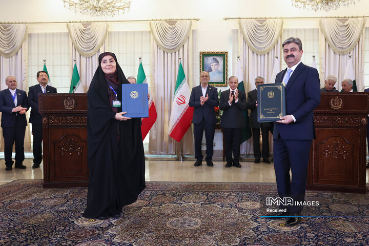 نشست مشترک هیئت‌های عالی‌رتبه ایران و پاکستان