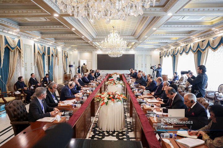 نشست مشترک هیئت‌های عالی‌رتبه ایران و پاکستان