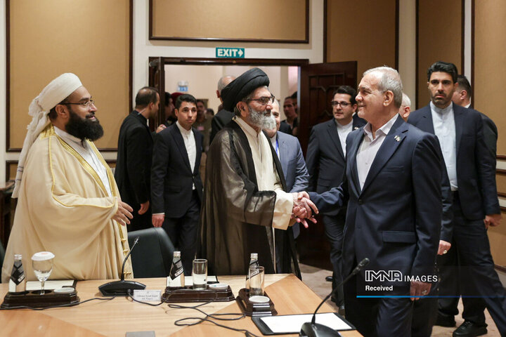 دیدار با جمعی از علمای اهل تشیع و تسنن پاکستان