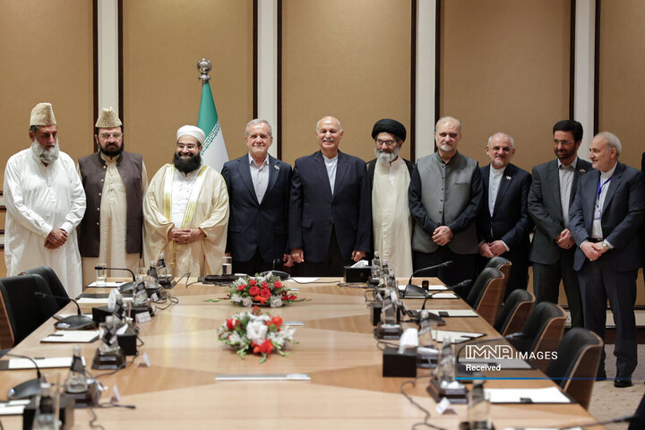 دیدار با جمعی از علمای اهل تشیع و تسنن پاکستان