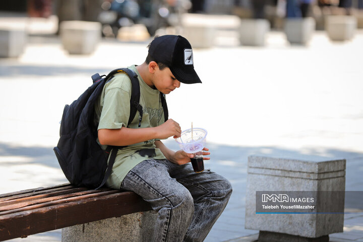 یکه تازی گرما در چله تابستان