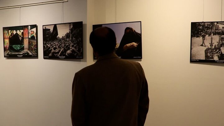 نمایشگاه عکس عاشورایی «گل گیران بیجار» در سنندج افتتاح شد
