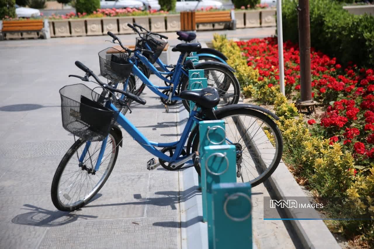 دوچرخههای اشتراکی؛ معمای پایداری شهری از چین تا اصفهان