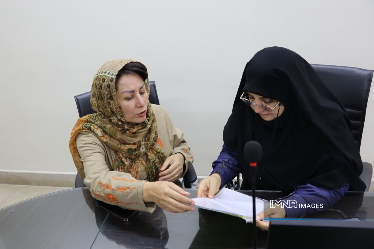 تسریع در رسیدگی به مطالبات شهروندان منطقه ۳ در جلسه کمیته نظارتی شورای شهر اصفهان