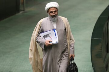 تذکر رئیس کمیسیون اصل ۹۰ مجلس به وزیر بهداشت