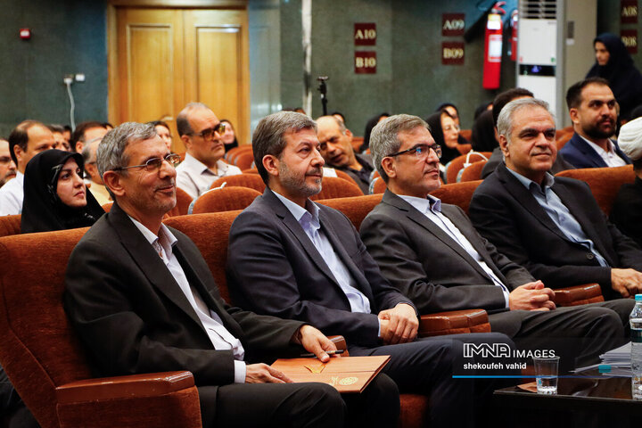 آیین تکریم و معارفه رئیس دانشگاه صنعتی اصفهان