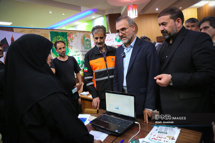 بازدید معاون امنیتی و انتظامی استاندار اصفهان از پایانه مسافربری کاوه