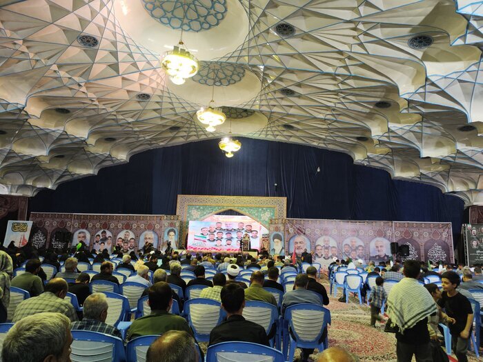 نماینده ولی فقیه در سپاه: قدرت واقعی ما مردم هستند