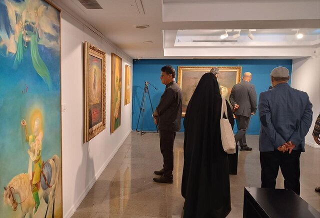 داریوش ارجمند: نقاشی، هنر غریبی است