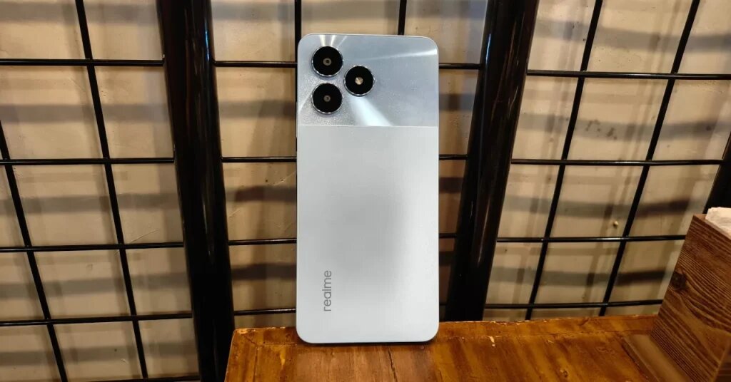 گوشی ریلمی نوت 50