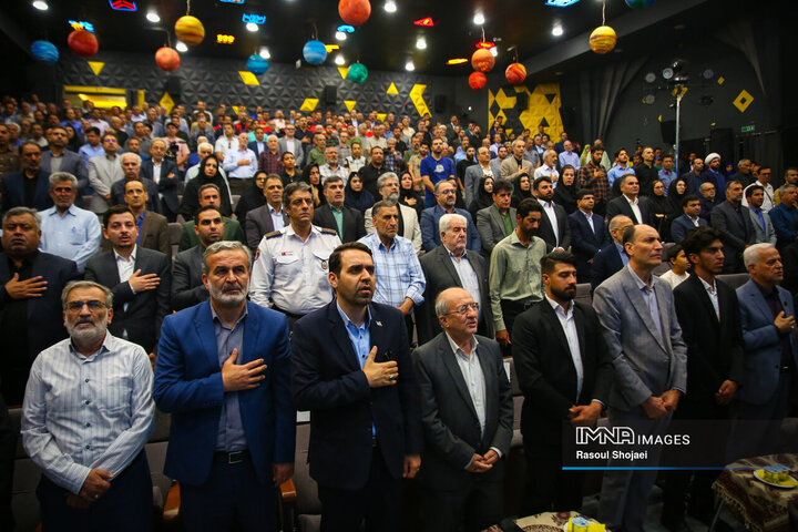 آیین بهره‌برداری از ۱۴ کیلومتر مسیر رینگ چهارم ترافیکی اصفهان