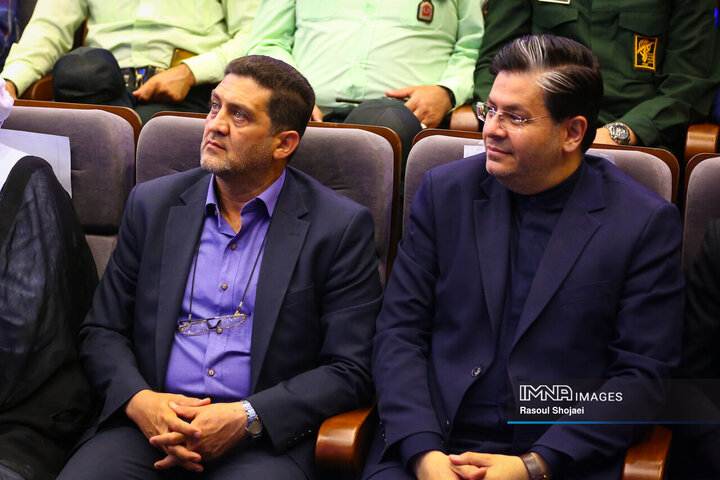 آیین بهره‌برداری از ۱۴ کیلومتر مسیر رینگ چهارم ترافیکی اصفهان