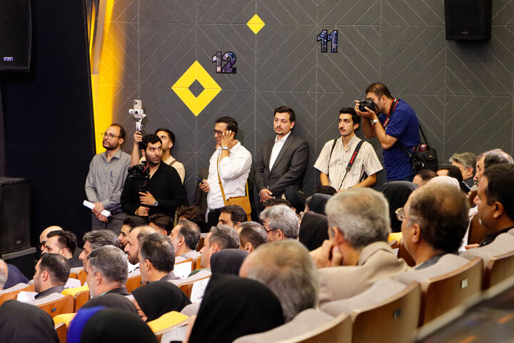 آیین بهره‌برداری از ۱۴ کیلومتر مسیر رینگ چهارم ترافیکی اصفهان